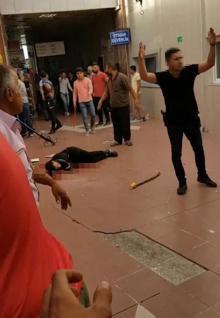 Kan davası dehşeti; Defalarca bıçakladıktan sonra kimseyi yaklaştırmadılar