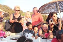 Caretta carettaların yumurtadan çıkış anları görüntülendi