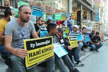 İBB'de işten çıkartılan bir grup işçi CHP İl binası önünde oturma eylemine başladı