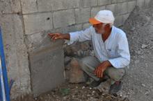 Bahçe duvarında tarihi keşif