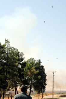 Akçakale’de zırhlı araç ve helikopter hareketliliği