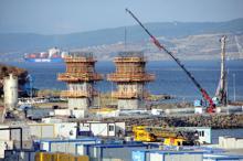 1915 Çanakkale Köprüsü ayakları, üçüncü bloklarla yükseldi