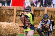 Bilal Erdoğan ile Berat Albayrak'ın oğullarının renkli okçuluk mücadelesi