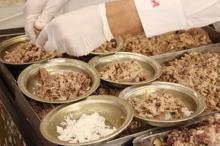 Gaziantep'in meşhur kahvaltısı 'beyran' soğuk algınlığı yaşayanların imdadına yetişiyor