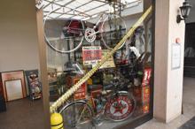 Bu çarşıda tarihi biriktiriyorlar