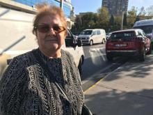 SMS ile ''icra'' uyarısına tepki; Küçükçekmece Belediyesi'ne akın etttiler