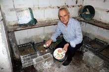 Yeşil renkli yumurta üretimi ile taleplere yetişemiyor