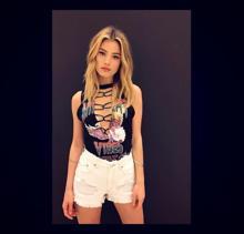 'Bacağını kesmeliyiz' denilen ünlü top model Türkiye'de yürüdü