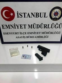 Esenyurt'ta 'eskort sitesi operasyonu'; 10 gözaltı