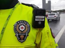 ''Çakar dönemi'' bitti... Polis yaka kamerasıyla takip ediyor