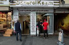 Valilik uyarmıştı... İstanbul'da hala birçok tabela Arapça