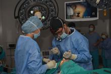 Türk doktor ameliyat etti, 350 yabancı doktor izledi