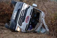 Kadın hentbol takımını taşıyan minibüs kaza yaptı: 2 ölü, 14 yaralı