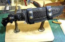 Sivaslı ustadan özel kuvvetlere deri kılıf