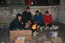 Geceyi böyle geçirdiler! Artçı depremler sürüyor