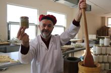 Mitolojik karakter 'Babafingo' ismini verdi ve tescil ettirdi