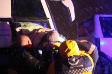 TEM'de zincirleme kaza: 1 ölü, 20 yaralı