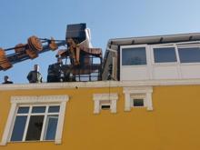 Tarih üzerindeki otel ve pansiyon yıkılıyor