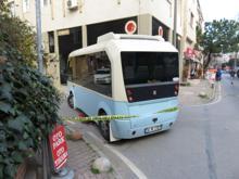 Kadıköy'de güzergah dışına çıkan minibüsün çarptığı yaşlı kadın öldü