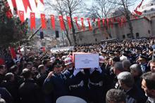 Şehit Uzman Onbaşı Gülaştı'ya yeğeninden asker selamı ile veda