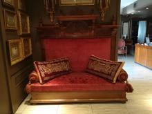 Tartışılan taht II. Abdülhamid'in çıkmadı... Satışı iptal ettiler