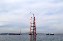 1915 Çanakkale Köprüsü kulelerinde 207 metre aşıldı