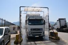 Habur Sınır Kapısı'nda 83 bin araç 'temassız' giriş ve çıkış yaptı