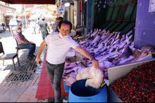 Tezgahtaki 80 kilo yayın balığı ilgi gördü