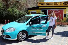 Otomobil tutkusu, 1 çocuk annesini taksi şoförü yaptı