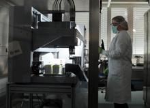 Prof. Dr. Uğur Şahin: 2021'in ilk 3 ayı içinde Türkiye'ye aşı getirme imkanı doğacak