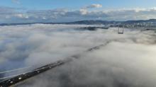 İstanbul Boğazı'ndaki yoğun sis havadan fotoğraflandı