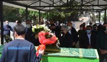 Gazeteci Selahattin Duman son yolculuğuna uğurlandı