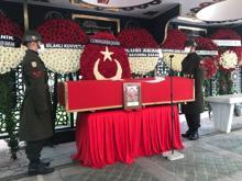 Şehit annesi oğlunu son yolculuğuna böyle uğurladı