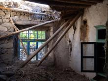 3 bin 300 yıllık yazıtı kapı sövesi yapmışlar