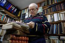 Sahaflar Çarşısı’nın 69 yıllık 'Seyir Defteri', DHA'ya açıldı