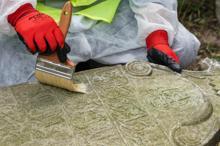 Tarihe ışık tutan asırlık mezar taşları gün yüzüne çıkıyor