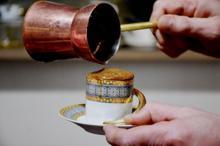 3 bin kahve fincanı ile koleksiyon oluşturdu