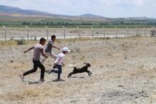 Mevsimlik tarım işçilerine modern yerleşim alanı