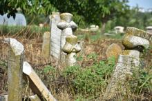 Osmanlı Mezarlığı'nın taÅŸları dolgu için kullanılmış