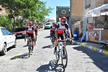Malezyalı bisikletçiler, Kapadokya’da pedal çevirdi