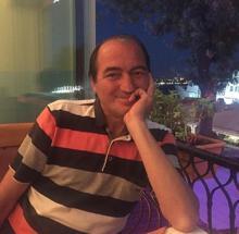 Gazeteci Sefa Özkaya, İzmir'de son yolculuğuna uğurlandı