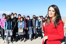 Şükran öğretmen: Kızların okullu olması bize en büyük hediye