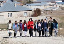 Şükran öğretmen: Kızların okullu olması bize en büyük hediye