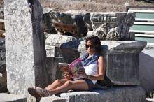 Tarih turizminin gözdesi Efes'te pandeminin izleri siliniyor