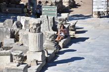 Tarih turizminin gözdesi Efes'te pandeminin izleri siliniyor