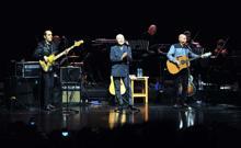 Özkan Uğur hayatını kaybetti