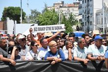 Ferdi Zeyrek, Manisa'da son yolculuğuna uğurlandı