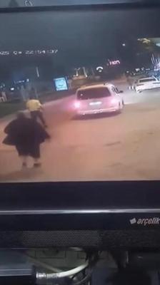 İzmirde alkollü sürücü polis memurunu aracın kaputunda 500 metre sürükledi