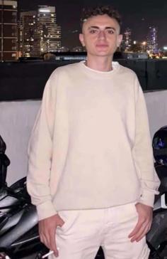 Kağıthane’de kamyonetin ezdiği 17 yaşındaki Mustafa hayatını kaybetti; kaza anı kamerada