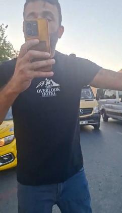 Beylikdüzünde taksiciler arasında yolcu alamazsın tartışması; birbirlerini cep telefonuyla kaydettiler
